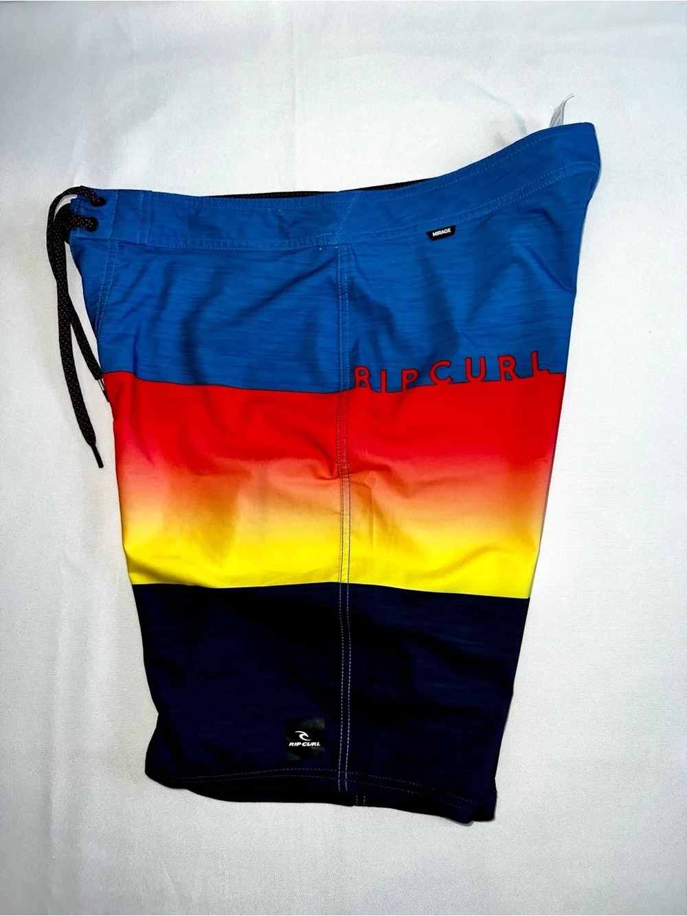 Rip Curl Men’s Mirage Divided Blue/Red/Yellow/Black Gradient Board Shorts sz 33